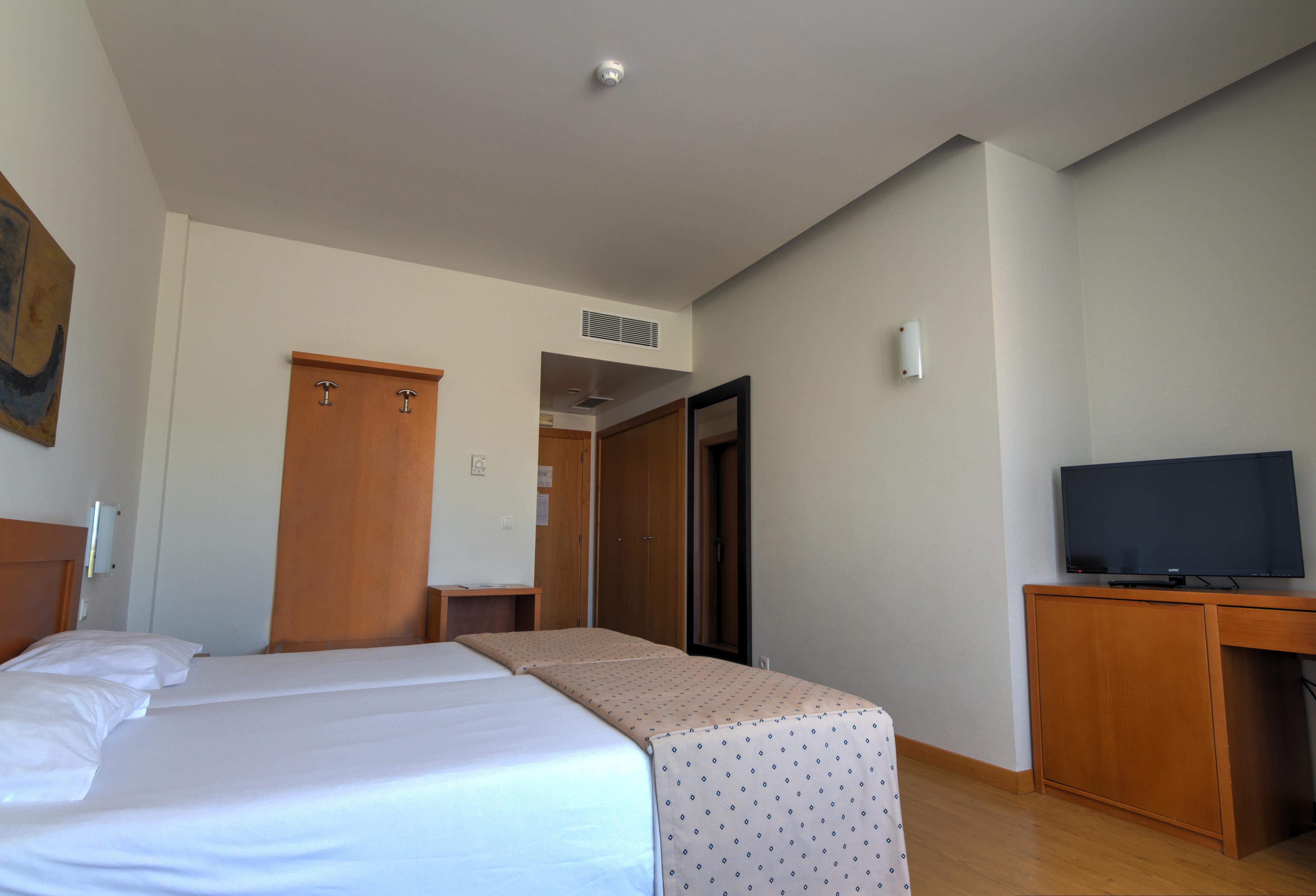 Lam Hotel אסטרז'ה מראה חיצוני תמונה