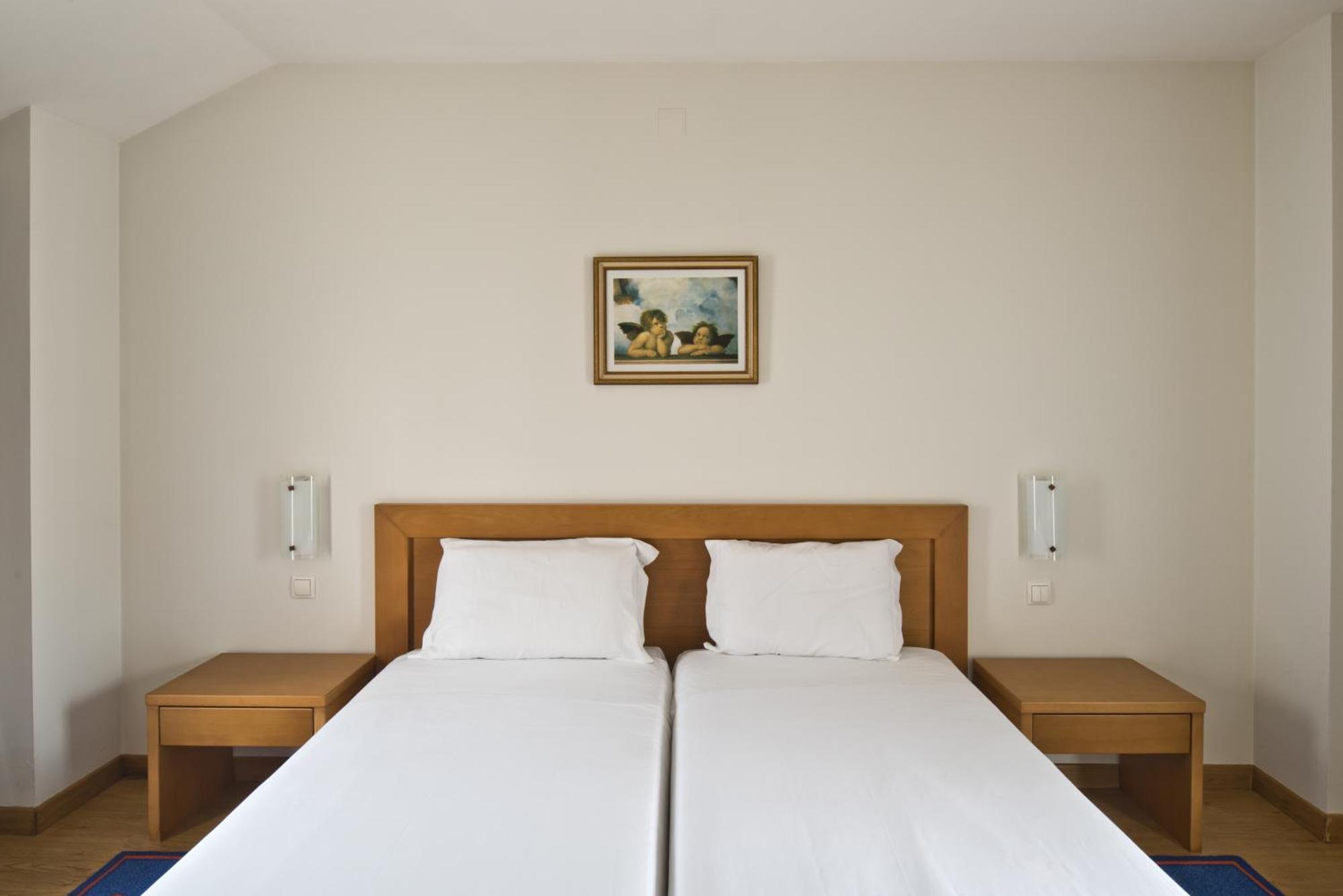 Lam Hotel אסטרז'ה מראה חיצוני תמונה