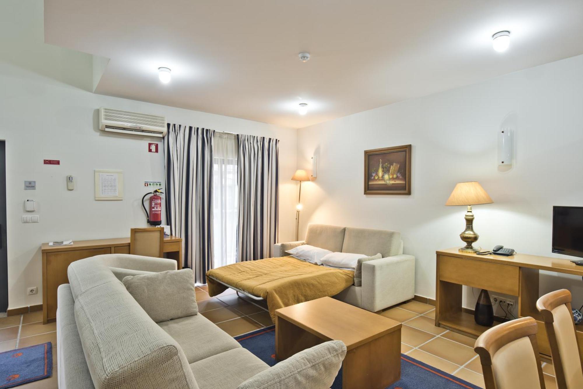 Lam Hotel אסטרז'ה מראה חיצוני תמונה