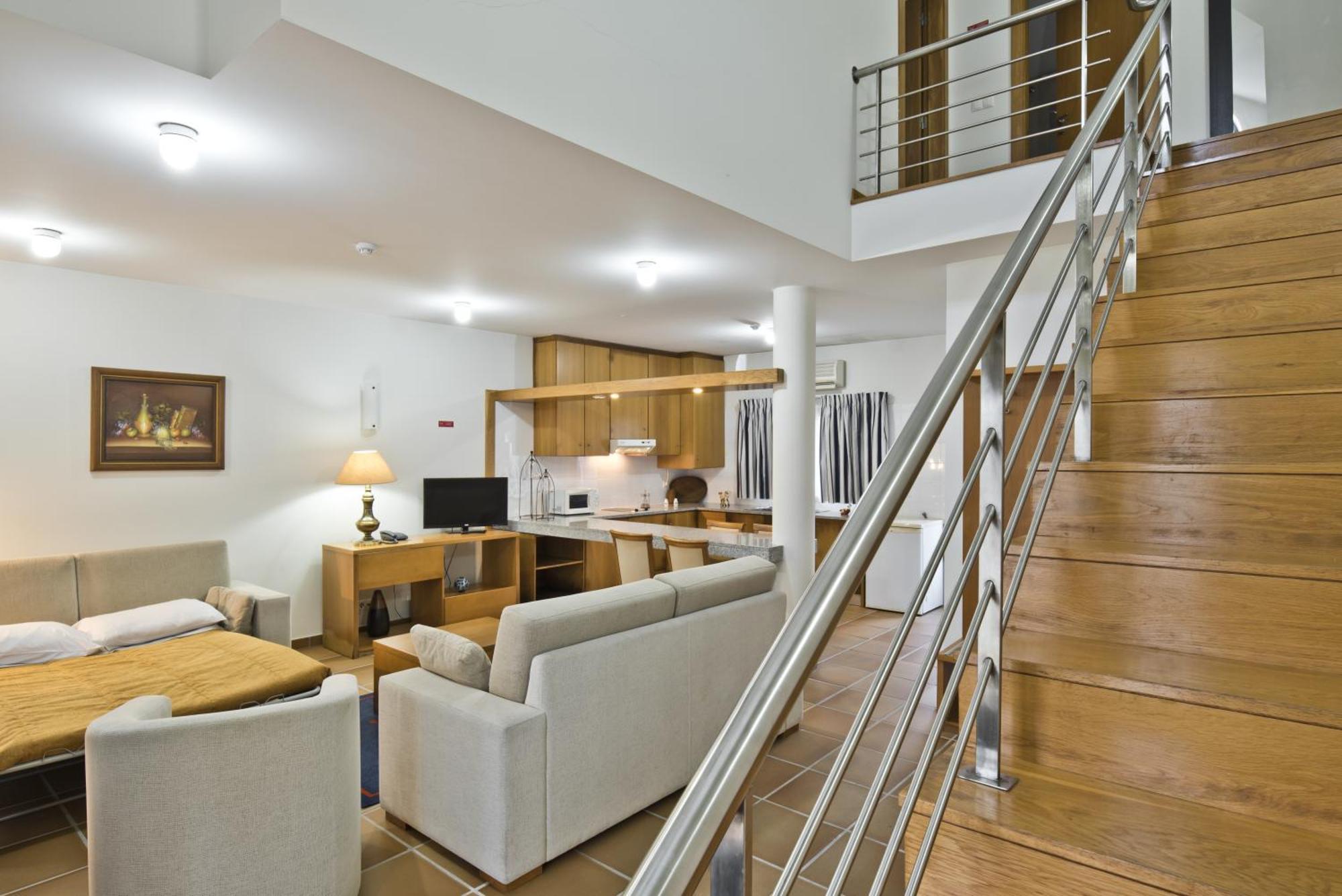 Lam Hotel אסטרז'ה מראה חיצוני תמונה